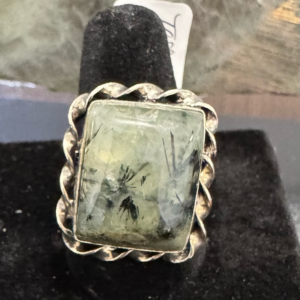 Prehnite And Sterling Silver Ring Size 7.5